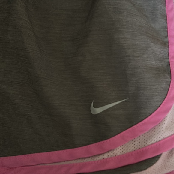 Nike running shorts - Picture 2 of 4